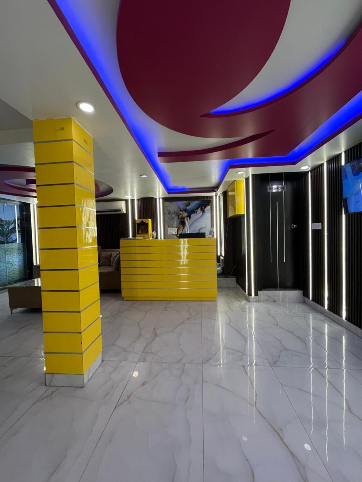 Jupiter Plaza- A Brand Of The Reality Hotel New Delhi Exterior photo