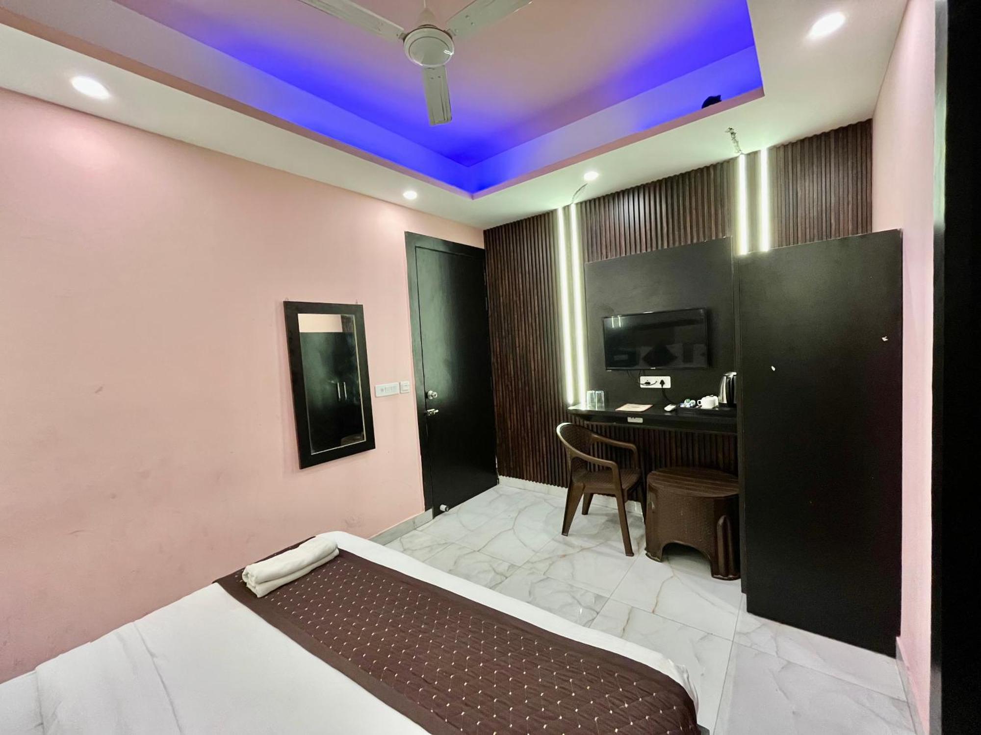 Jupiter Plaza- A Brand Of The Reality Hotel New Delhi Exterior photo